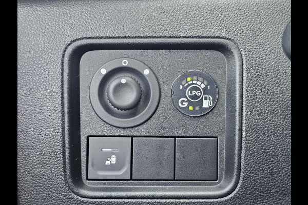 Dacia Duster 1.0 TCe Bi-Fuel Prestige | Achteruitrijcamera | Airco | Cruise control | Trekhaak |