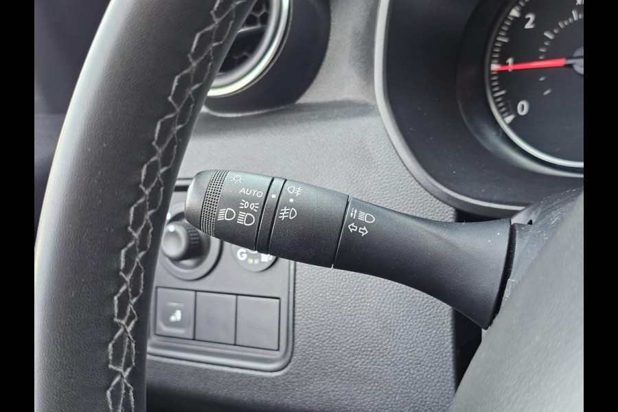 Dacia Duster 1.0 TCe Bi-Fuel Prestige | Achteruitrijcamera | Airco | Cruise control | Trekhaak |