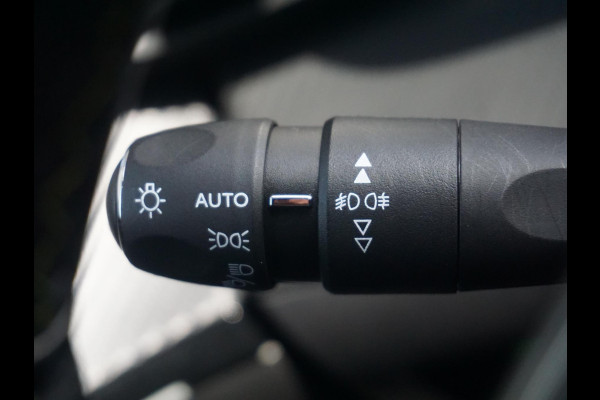 Peugeot e-2008 EV GT Pack 50 kWh Leder Alcantara