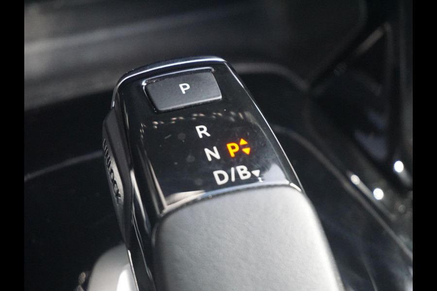 Peugeot e-2008 EV GT Pack 50 kWh Leder Alcantara