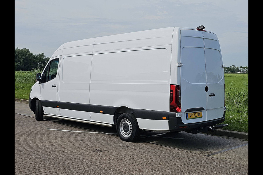 Mercedes-Benz Sprinter 316 L3H2 3.5T-trekhaak, Adap-cruise, Navi, Automaat, Carplay, MBUX10, LED, Leer