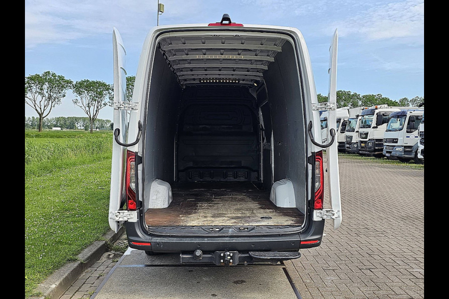 Mercedes-Benz Sprinter 316 L3H2 3.5T-trekhaak, Adap-cruise, Navi, Automaat, Carplay, MBUX10, LED, Leer