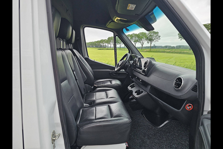 Mercedes-Benz Sprinter 316 L3H2 3.5T-trekhaak, Adap-cruise, Navi, Automaat, Carplay, MBUX10, LED, Leer