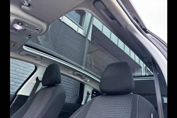 Peugeot 308 SW 1.2 PureTech Blue Lease Executive|PANO|PDC|NAVI|CRUISE|CARPLAY|NWE APK