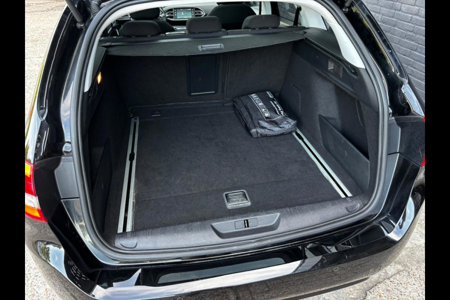 Peugeot 308 SW 1.2 PureTech Blue Lease Executive|PANO|PDC|NAVI|CRUISE|CARPLAY|NWE APK