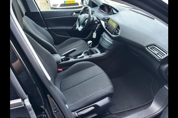 Peugeot 308 SW 1.2 PureTech Blue Lease Executive|PANO|PDC|NAVI|CRUISE|CARPLAY|NWE APK