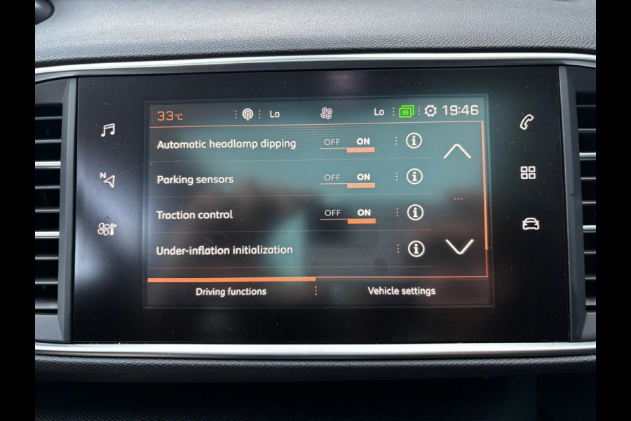 Peugeot 308 SW 1.2 PureTech Blue Lease Executive|PANO|PDC|NAVI|CRUISE|CARPLAY|NWE APK