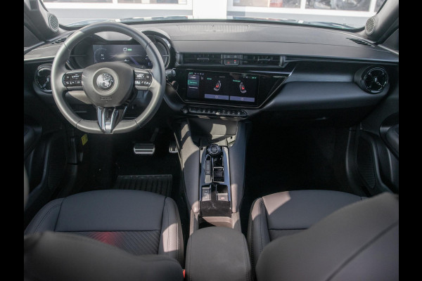 Alfa Romeo junior Elettrica Ti 54 kWh | Clima | Adapt. Cruise | Keyless | Handsfree A-Klep | PDC rondom | Pack Techno | Warmtepomp | Bicolore