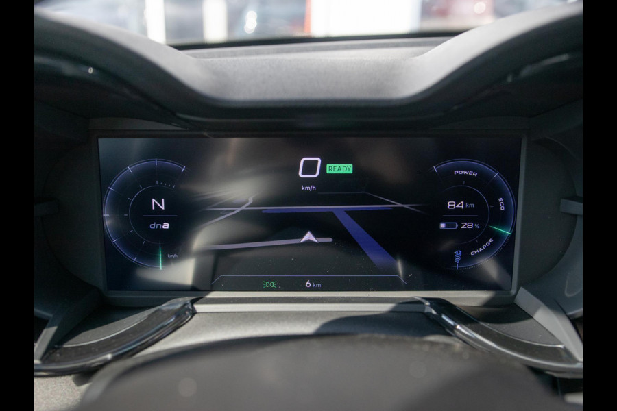 Alfa Romeo junior Elettrica Ti 54 kWh | Clima | Adapt. Cruise | Keyless | Handsfree A-Klep | PDC rondom | Pack Techno | Warmtepomp | Bicolore