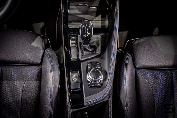 BMW X2 SDrive20i High Executive|M-sport|StoelV|DealerOnderho