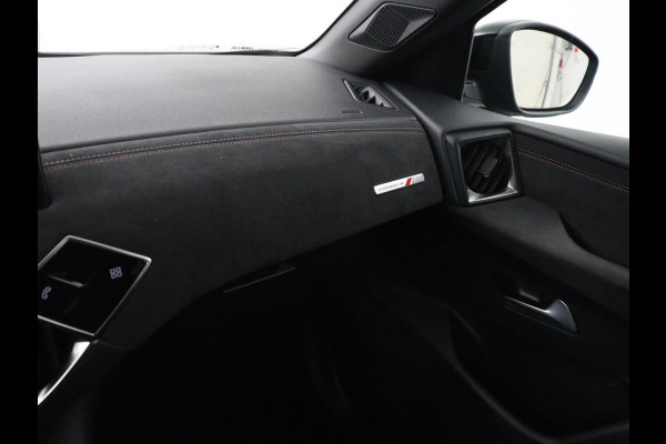 DS DS 3 Crossback E-Tense Performance Line+ 50 kWh | SOH 92,3% | Warmtepomp | Matrix LED | Alcantara | Side Assist | Camera | Carplay | Keyless | Navigatie | DAB | Climate control | Cruise control