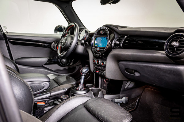 MINI 5-deurs 2.0 Cooper S Chili|Pano|H&K|Leder|StoelV|1eig