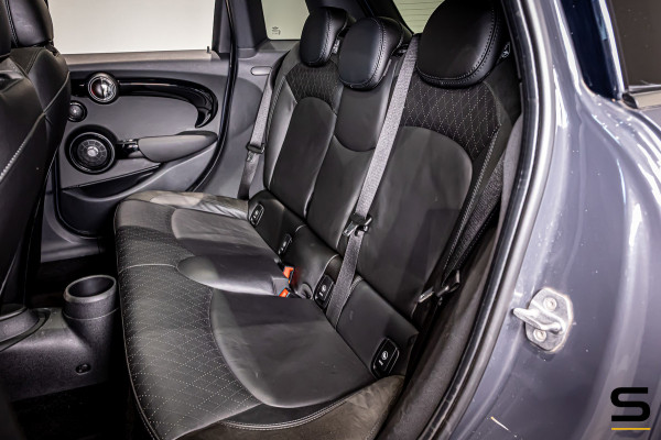 MINI 5-deurs 2.0 Cooper S Chili|Pano|H&K|Leder|StoelV|1eig