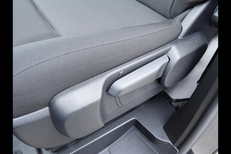 Opel Vivaro L3 75 kWh | tot 8 jaar garantie | Laadruimtebetimmering | Navi incl. Apple Carplay | camera | dodehoek detectie | parkeersensoren voor & achter | Comfort tussenschot | rijklaarprijs