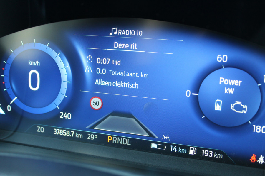 Ford Kuga 2.5 PHEV ST-Line | Trekhaak | Panoramadak | BLIS | Head-up | Winterpack