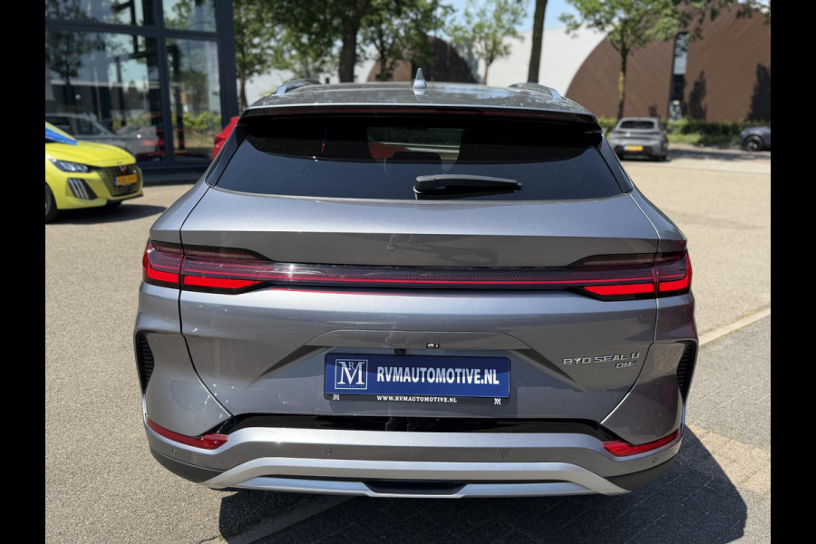 BYD Seal U DM-i Comfort 1.5 DM-i FWD VAN: 38.900,- VOOR: 33.330- UW WKVOORDEEL: 5.470,- | 9000 KM ! 125km electrisch rijbereik | 6 jaar volledige BYD GARANTIE TM 2031 | FULL OPTION