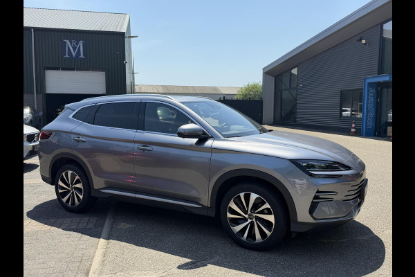 BYD Seal U DM-i Comfort 1.5 DM-i FWD VAN: 38.900,- VOOR: 33.330- UW WKVOORDEEL: 5.470,- | 9000 KM ! 125km electrisch rijbereik | 6 jaar volledige BYD GARANTIE TM 2031 | FULL OPTION