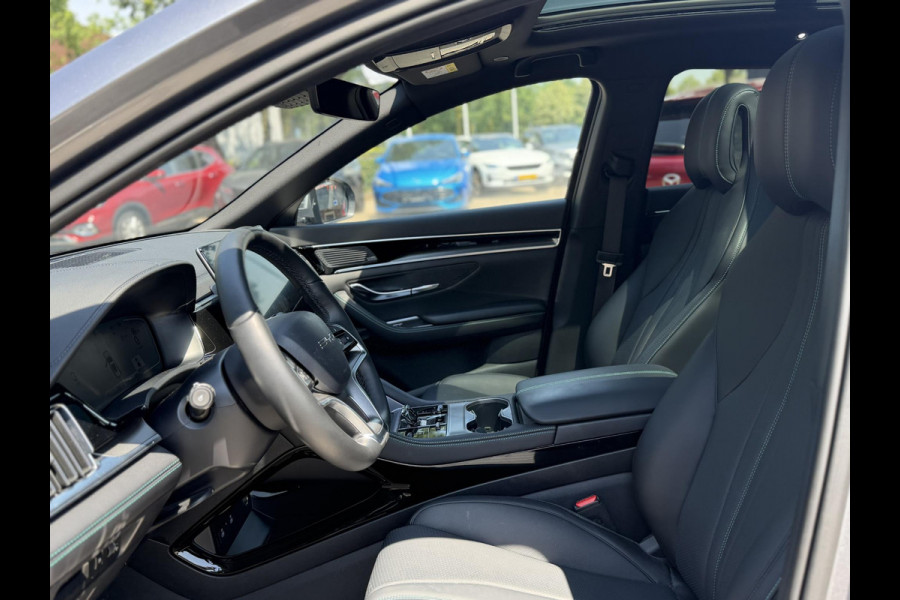 BYD Seal U DM-i Comfort 1.5 DM-i FWD VAN: 38.900,- VOOR: 33.330- UW WKVOORDEEL: 5.470,- | 9000 KM ! 125km electrisch rijbereik | 6 jaar volledige BYD GARANTIE TM 2031 | FULL OPTION