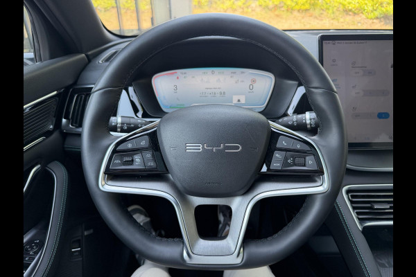 BYD Seal U DM-i Comfort 1.5 DM-i FWD VAN: 38.900,- VOOR: 33.330- UW WKVOORDEEL: 5.470,- | 9000 KM ! 125km electrisch rijbereik | 6 jaar volledige BYD GARANTIE TM 2031 | FULL OPTION