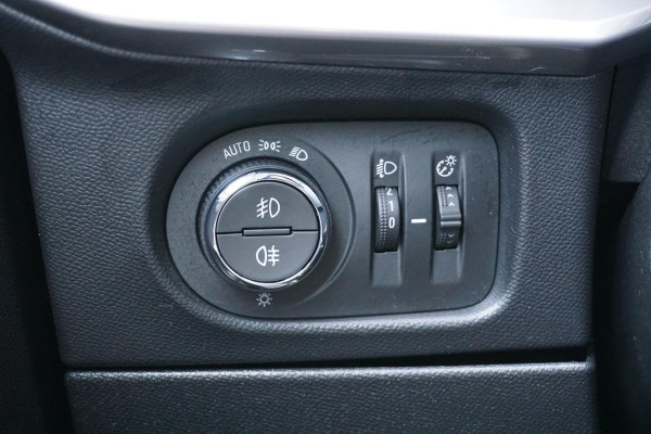 Opel Mokka-e Edition 50-kWh + CAMERA / LED / APPLE CARPLAY
