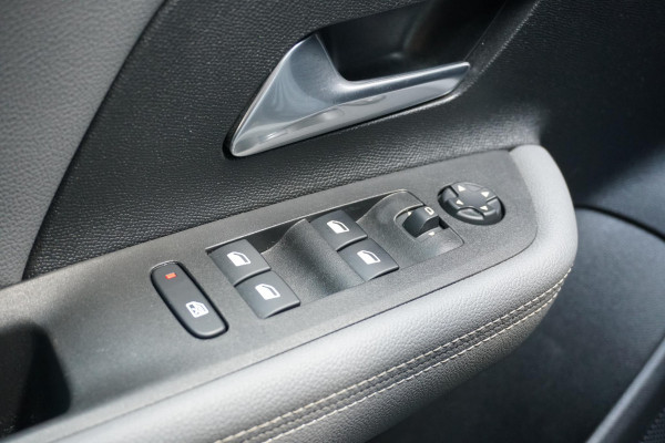 Opel Mokka Edition 50-kWh + CAMERA / LED / APPLE CARPLAY
