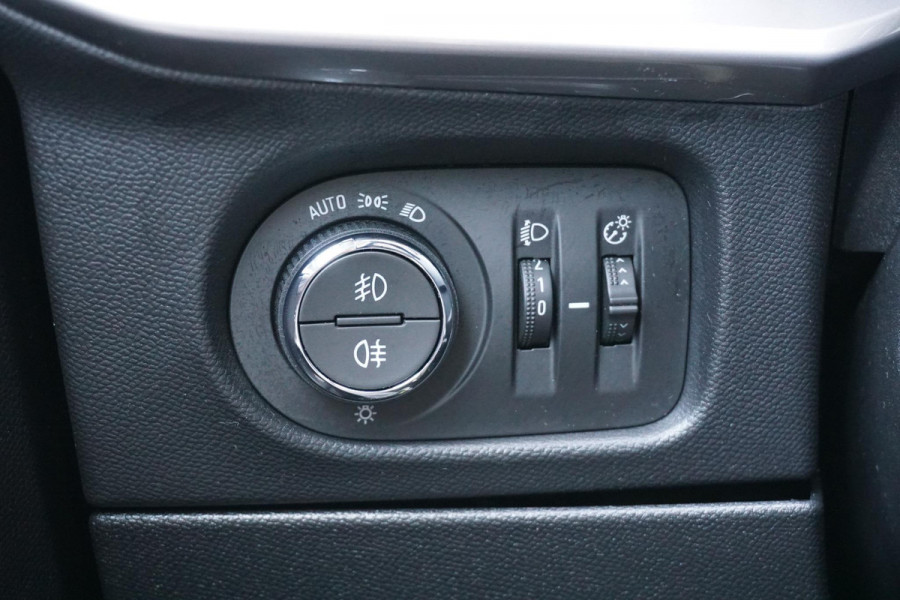 Opel Mokka Edition 50-kWh + CAMERA / LED / APPLE CARPLAY
