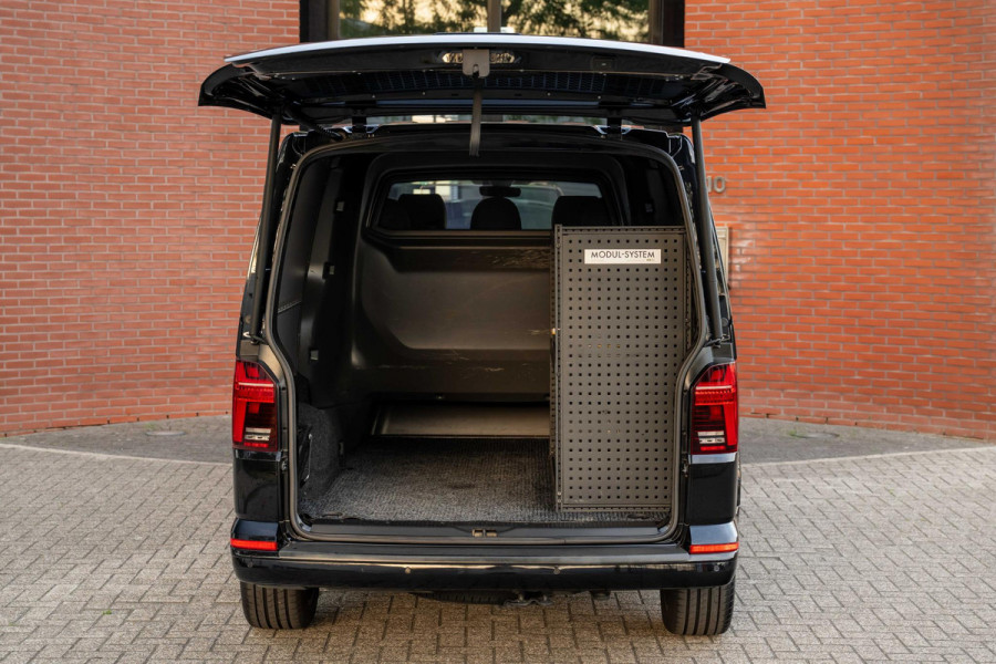 Volkswagen Transporter 2.0 TDI L2H1 30 DC 150pk Bulli 2x schuifdeur Leder
