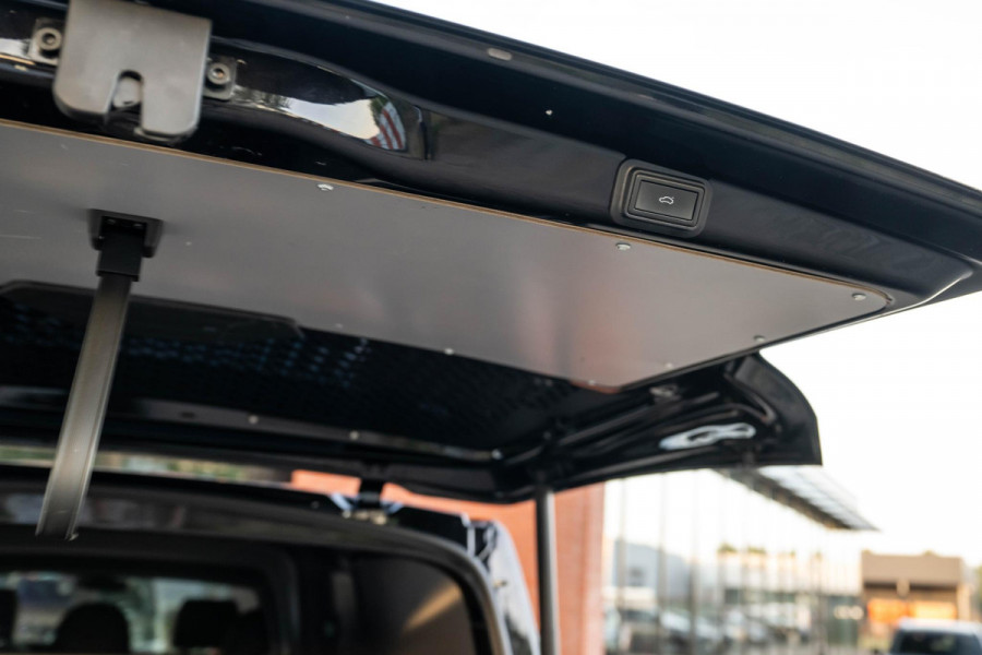 Volkswagen Transporter 2.0 TDI L2H1 30 DC 150pk Bulli 2x schuifdeur Leder