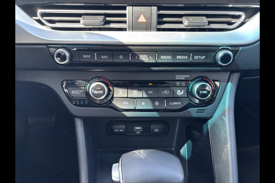 Kia Niro 1.6 GDi Hybrid DynamicLine 141pk Automaat |  Adaptieve Cruise | Climate control | Apple carplay / Android Auto