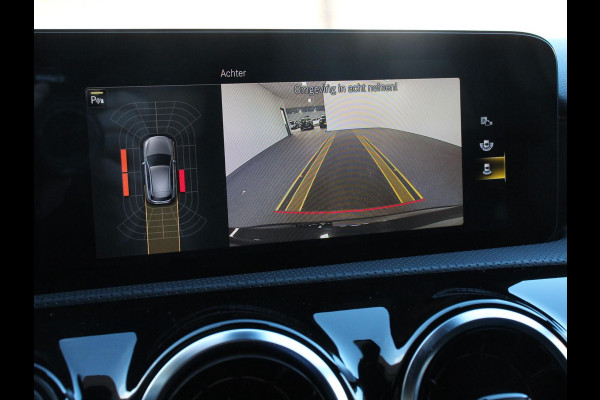 Mercedes-Benz A-Klasse 200 AMG Line Navigatie Climate Control Camera Virtual Cockpit Led Stoelverwarming Cruise control Parkeersensoren