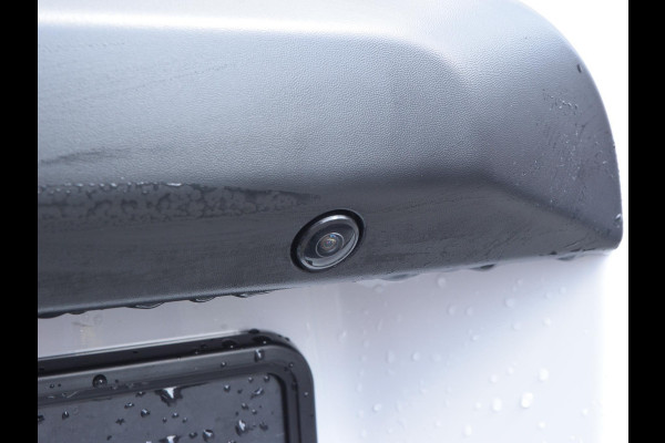 Opel Vivaro Electric L3 75 kWh | tot 8 jaar garantie | laadruimtebetimmering | Dodehoek detectie | navi incl. Apple Carplay | camera | parkeersensoren voor & achter | Comfort scheidingswand | rijklaarprijs |
