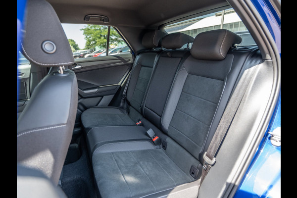 Volkswagen T-Roc 1.5 TSI 150PK DSG R-Line | Massage | Carplay | Camera | Standkachel