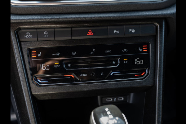 Volkswagen T-Roc 1.5 TSI 150PK DSG R-Line | Massage | Carplay | Camera | Standkachel