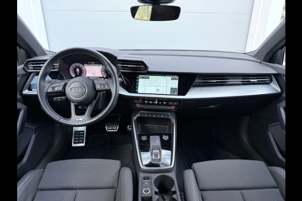 Audi A3 SPORTBACK 40 TFSI quattro S-Line Camera/AppleCarPlay