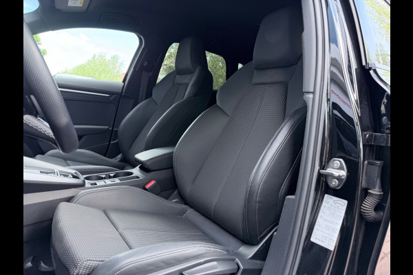 Audi A3 SPORTBACK 40 TFSI quattro S-Line Camera/AppleCarPlay