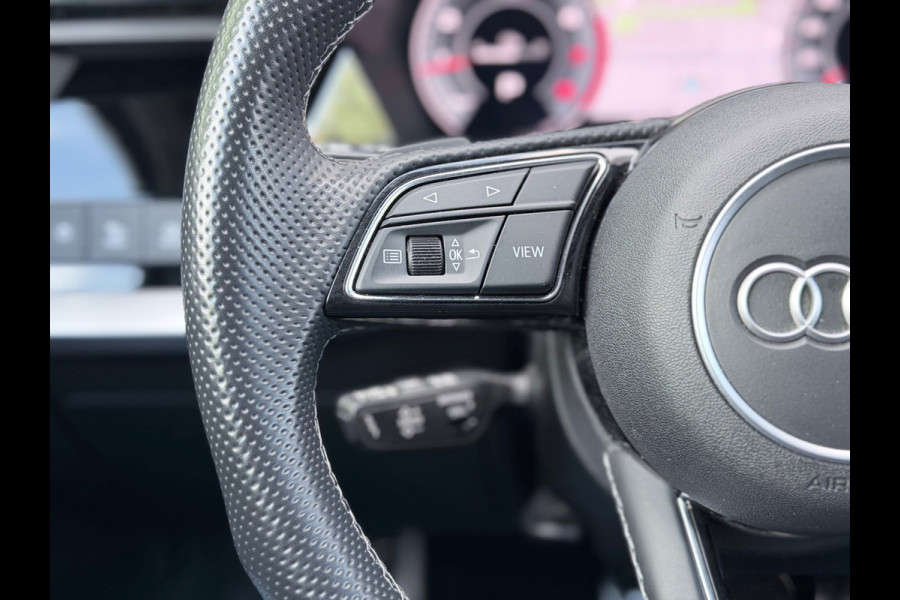 Audi A3 SPORTBACK 40 TFSI quattro S-Line Camera/AppleCarPlay