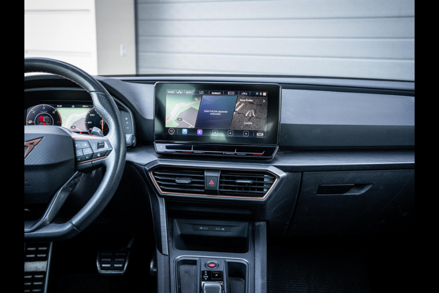 CUPRA Leon Sportstourer 1.4 e-Hybrid 245pk - Pano l ACC l Camera l Sfeerverl.