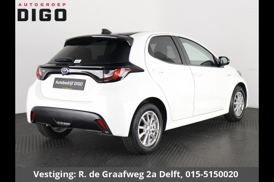 Toyota Yaris 1.5 Hybrid Active Sport | Stoelverwarming | Navigatie | Camera | Apple Carplay & AndroidAUTO |