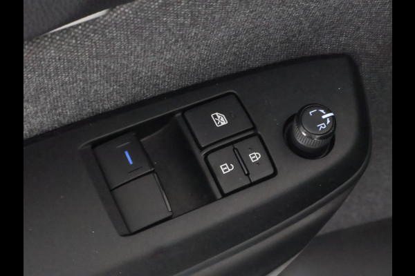 Toyota Yaris 1.5 Hybrid Active Sport | Stoelverwarming | Navigatie | Camera | Apple Carplay & AndroidAUTO |