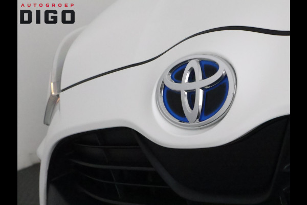 Toyota Yaris 1.5 Hybrid Active Sport | Stoelverwarming | Navigatie | Camera | Apple Carplay & AndroidAUTO |