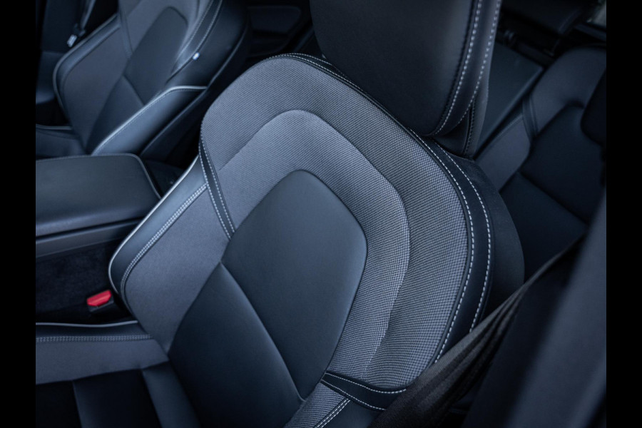 Volvo XC60 2.0 T8 Plug-in hybrid AWD Plus Black Edition - Long Range l Pano l 360cam l Memory