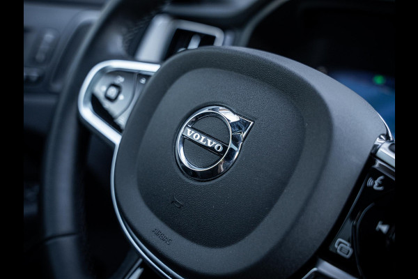 Volvo XC60 2.0 T8 Plug-in hybrid AWD Plus Black Edition - Long Range l Pano l 360cam l Memory