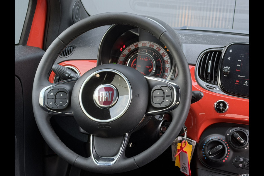 Fiat 500 1.0 Hybrid | Oranje | Apple Carplay/Android Auto | Licht/regensensor | Mistlampen voor