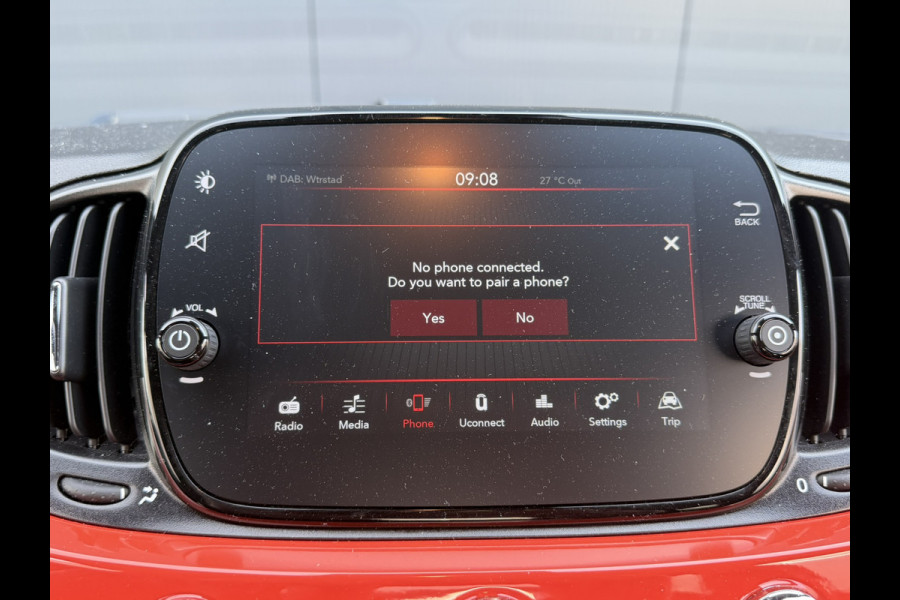 Fiat 500 1.0 Hybrid | Oranje | Apple Carplay/Android Auto | Licht/regensensor | Mistlampen voor