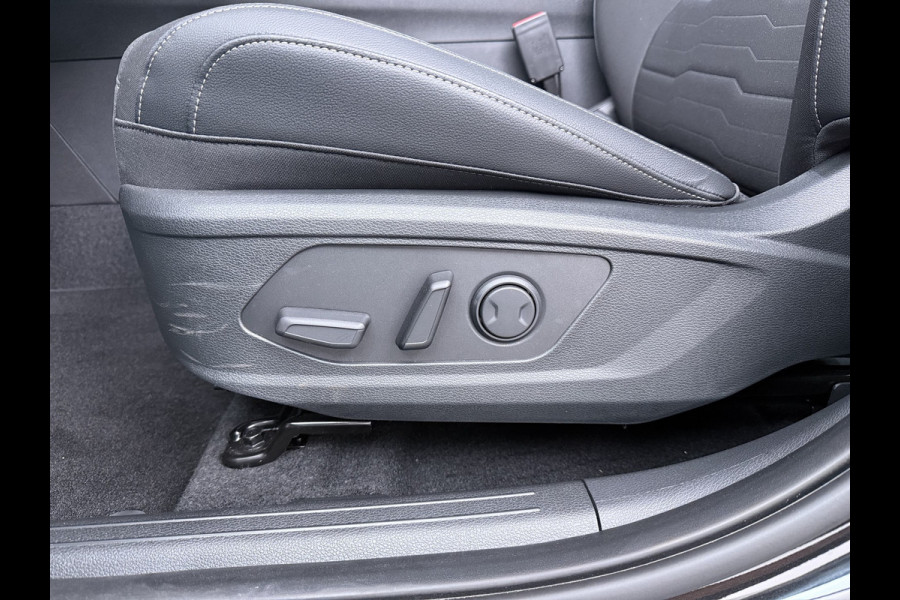 Kia Sportage 1.6 T-GDi PHEV DynamicPlusLine - Automaat - Stoelverwarming/Stuurwielverwarming Panorama dak - Achteruitrijcamera - Automaat