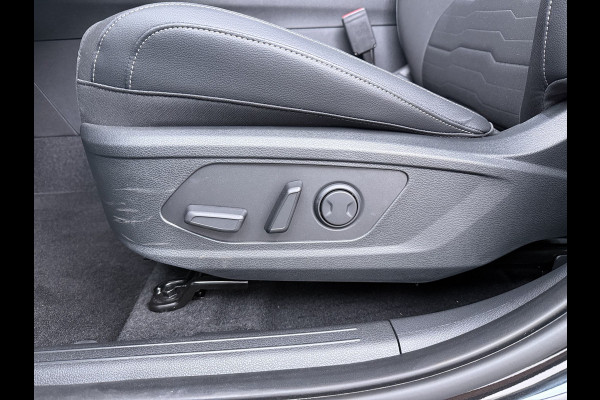 Kia Sportage 1.6 T-GDi PHEV DynamicPlusLine - Automaat - Stoelverwarming/Stuurwielverwarming Panorama dak - Achteruitrijcamera - Automaat