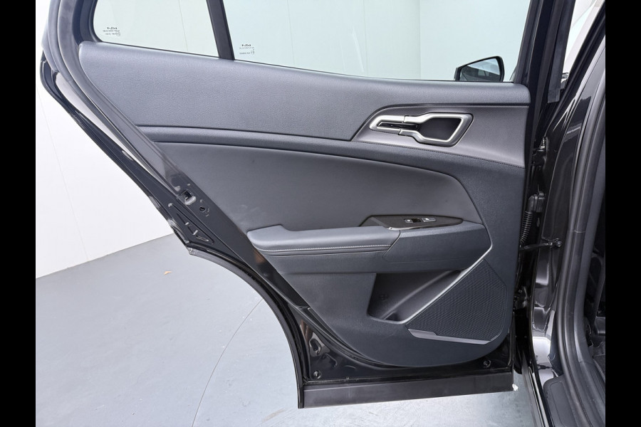 Kia Sportage 1.6 T-GDi PHEV DynamicPlusLine - Automaat - Stoelverwarming/Stuurwielverwarming Panorama dak - Achteruitrijcamera - Automaat