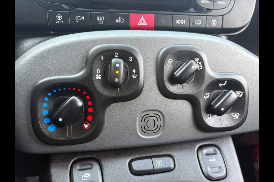 Fiat Panda 1.2 City Cross Waze