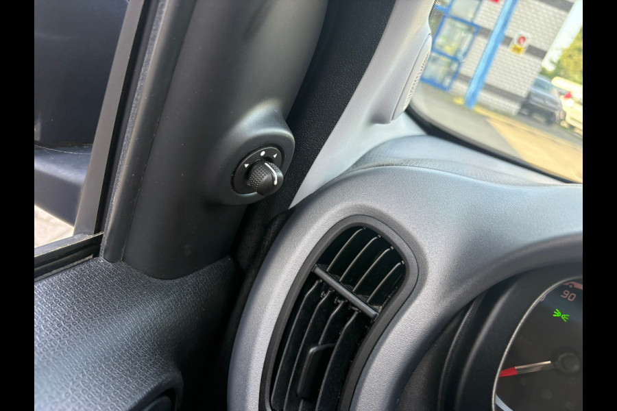 Fiat Panda 1.2 City Cross Waze