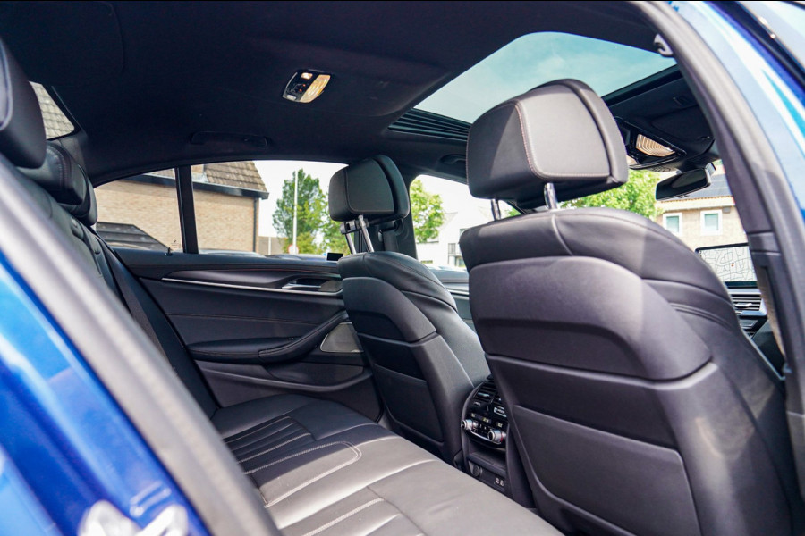 BMW 5 Serie M550i xDrive Business Edition Plus | Head up Display | Stoelverkoeling | Massage | Harman\/Kardon | 360 Camera